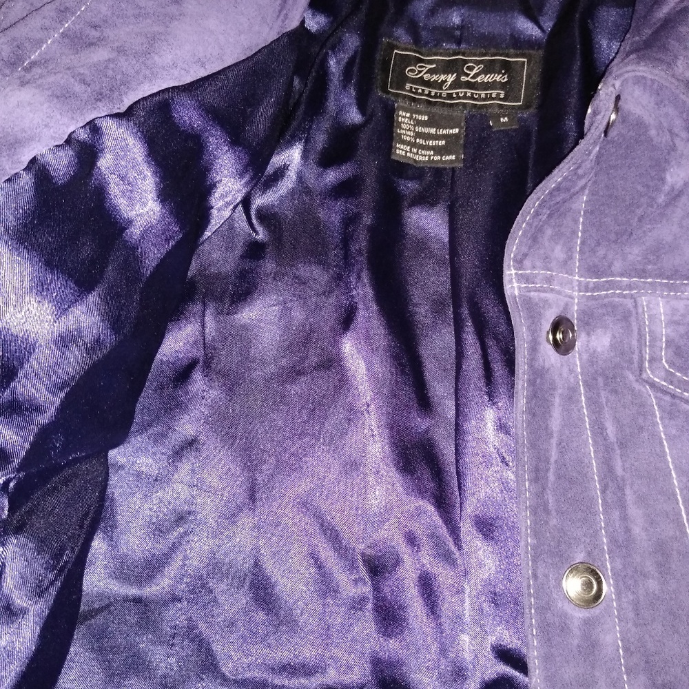 Terry Lewis Classic Luxery